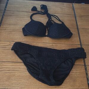 Victoria’s Secret black eyelet bikini size medium￼